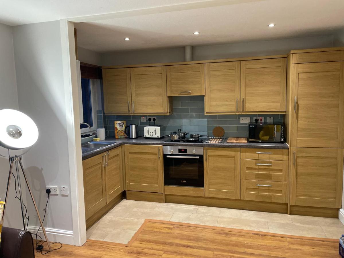 2 Bedroom Apartment Chiswick Park Tube Station Londres Extérieur photo